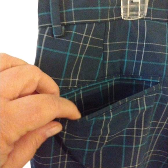 Walter Hagen Blue/Beige Stripped Comfort Golf Shorts Clasp Zipper Closure Sz36 - Picture 9 of 10